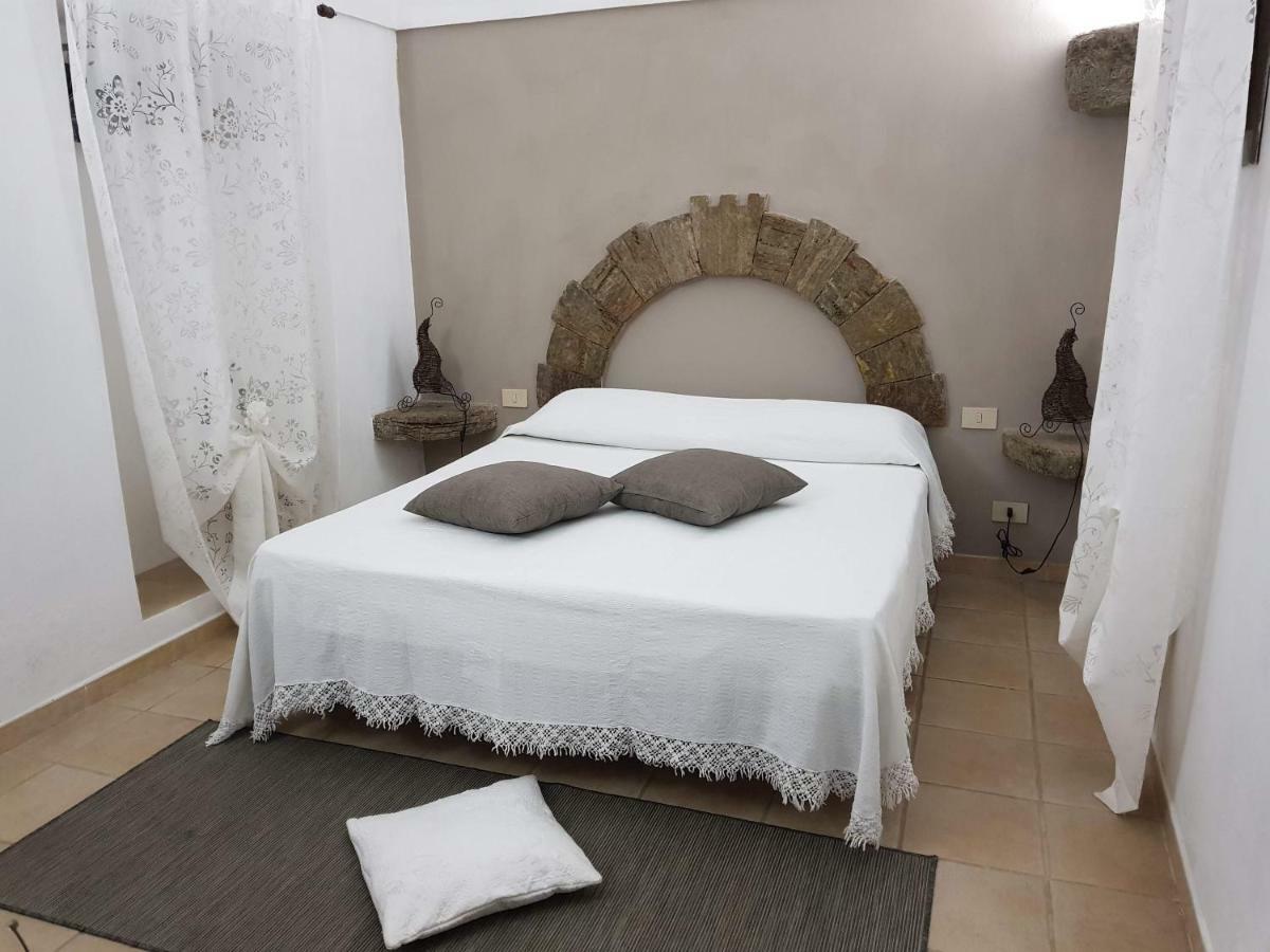 Villa Dammuso Maestrale Tracino Esterno foto